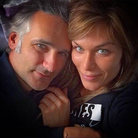 Ludmila Thayer and her husband (Photo: Reproduction / Instagram)