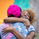 Lucas Pintido and Carol Konka hugged each other on recordings "BBB 101 Day" - Press release / Globo / Joao Cotta