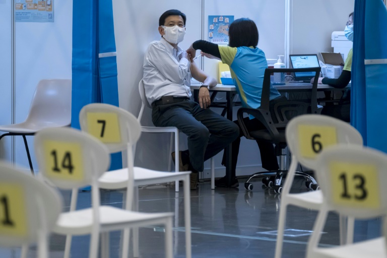Hong Kong may receive millions of doses of vaccines in the trash