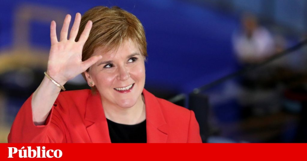 Pro-independence parties secure majority in Scottish parliament |  UK