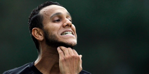 In Besiktas, from Turkey, Souza does not rule out a return and demands: “My contract runs until May 2023”