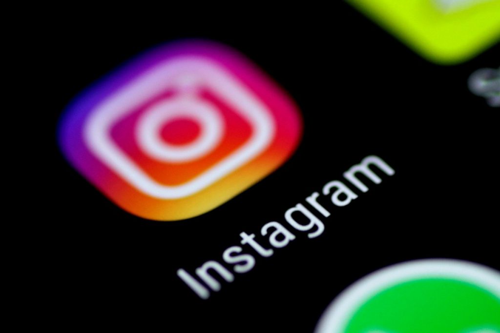 Instagram tests change to allow more users to use links in Stories |  Technique