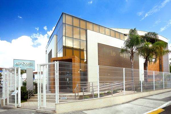 Pretti Laboratories and Bioclinic were acquired for 315 million Brazilian Real