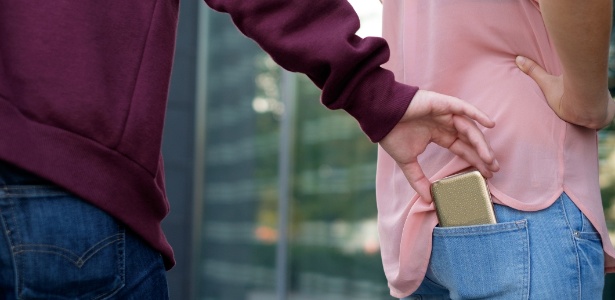 How to clear cellular data after theft and other security tips
