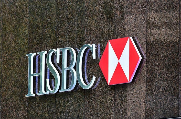 HSBC blocks accounting payments in the UK