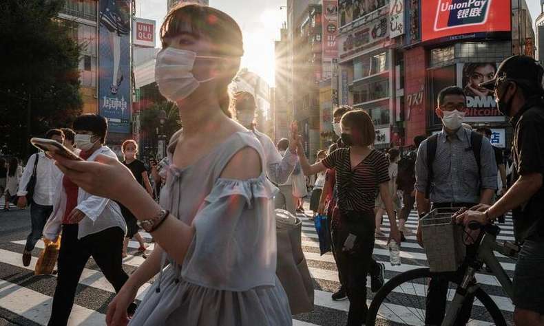 Tokyo has announced a record number of COVID-19 cases, with more than 5,000 daily infections (Photo: Yasuyoshi CHIBA/AFP)