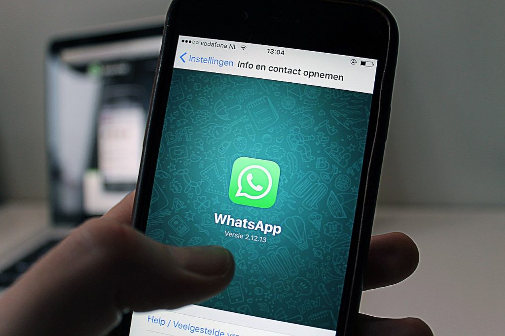Learn how to stay offline and invisible on WhatsApp