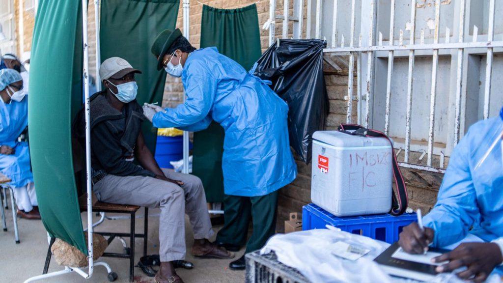 WHO urges global moratorium on third dose of COVID-19 vaccines |  international