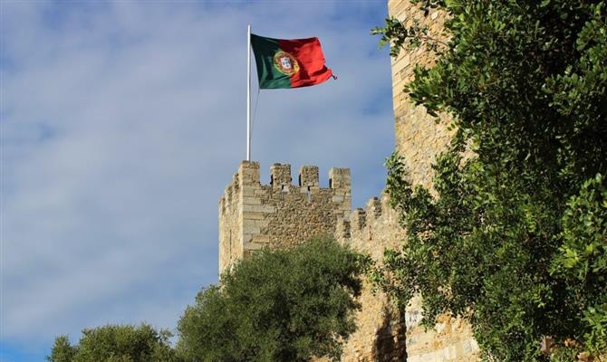 Portugal reopens its doors to Brazilians;  Test requirements