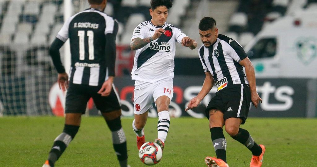 Journalists compare Botafogo and Vasco in Serie B and see Alvenegro cast 'much worse'