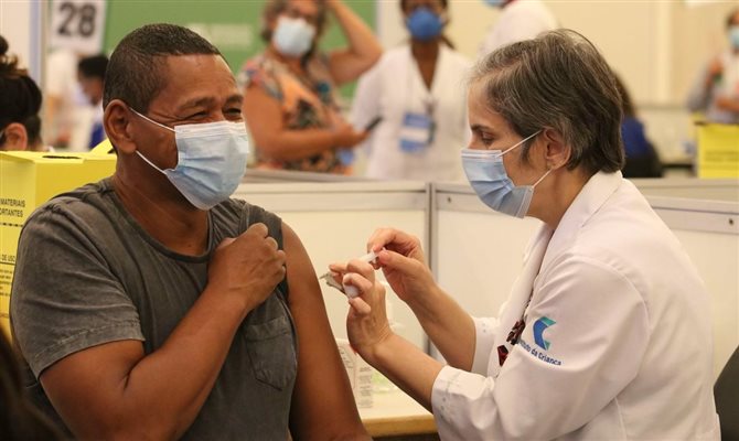 The UK has not approved vaccination in South America in 2021