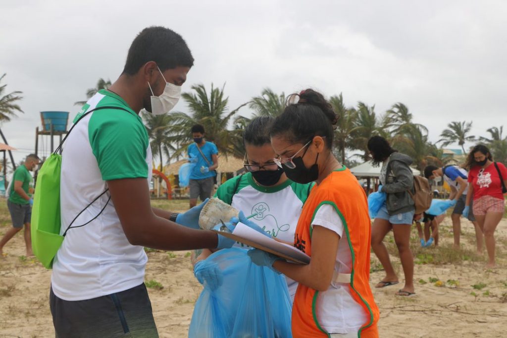 Unimed Sergipe collaborates with the International Day of Clean Rivers and Beaches