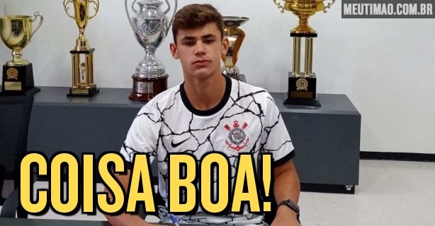 Corinthians signs first professional contract with a prominent midfielder in the U-17 team
