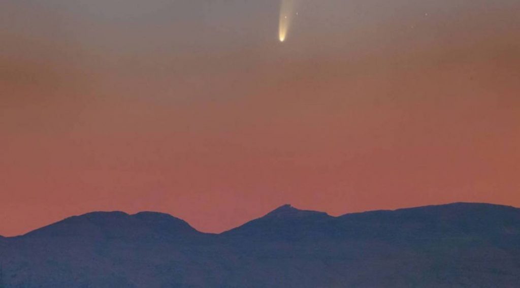 The biggest comet ever seen in the solar system is traveling towards Earth |  world and science