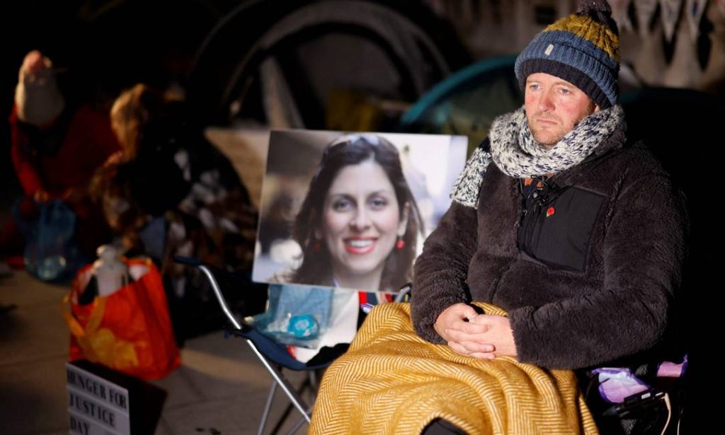 Richard Ratcliffe on hunger strike for his wife's freedom Photo: TOLGA AKMEN / AFP