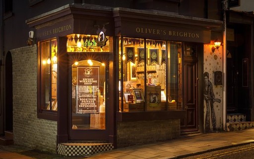 Harry Potter: The store that sells items from Saga is for sale in the UK - small business big business