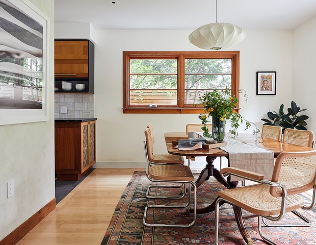 In the United States, a 1920s home gets a comfortable renovation after renovation (photo: Wing Ho / Canary Gray / Publishing)