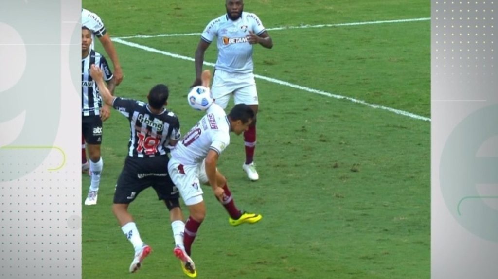 The Brazilian Football Confederation issues a video assistant referee (VAR) vote on a controversial penalty kick in Atlético MG against Fluminense;  See the dialogue |  Rio de Janeiro