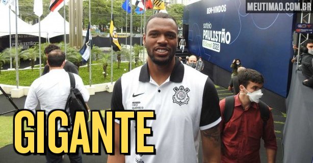 Carlos Miguel steals the show in his first public appearance as a Corinthians player