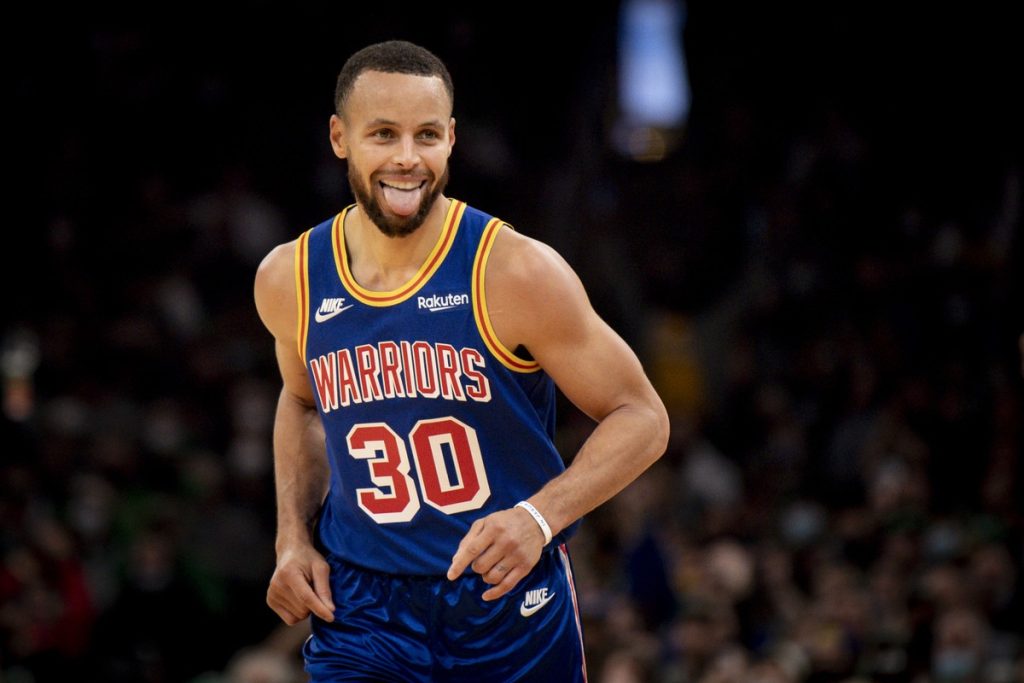 NBA Night Has New Curry Show, Sleepy Lakers & Damien Lillard |  NBA