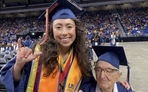 In the United States, a 23-year-old woman graduates from college with her 88-year-old grandfather - Mary Clary Magazine