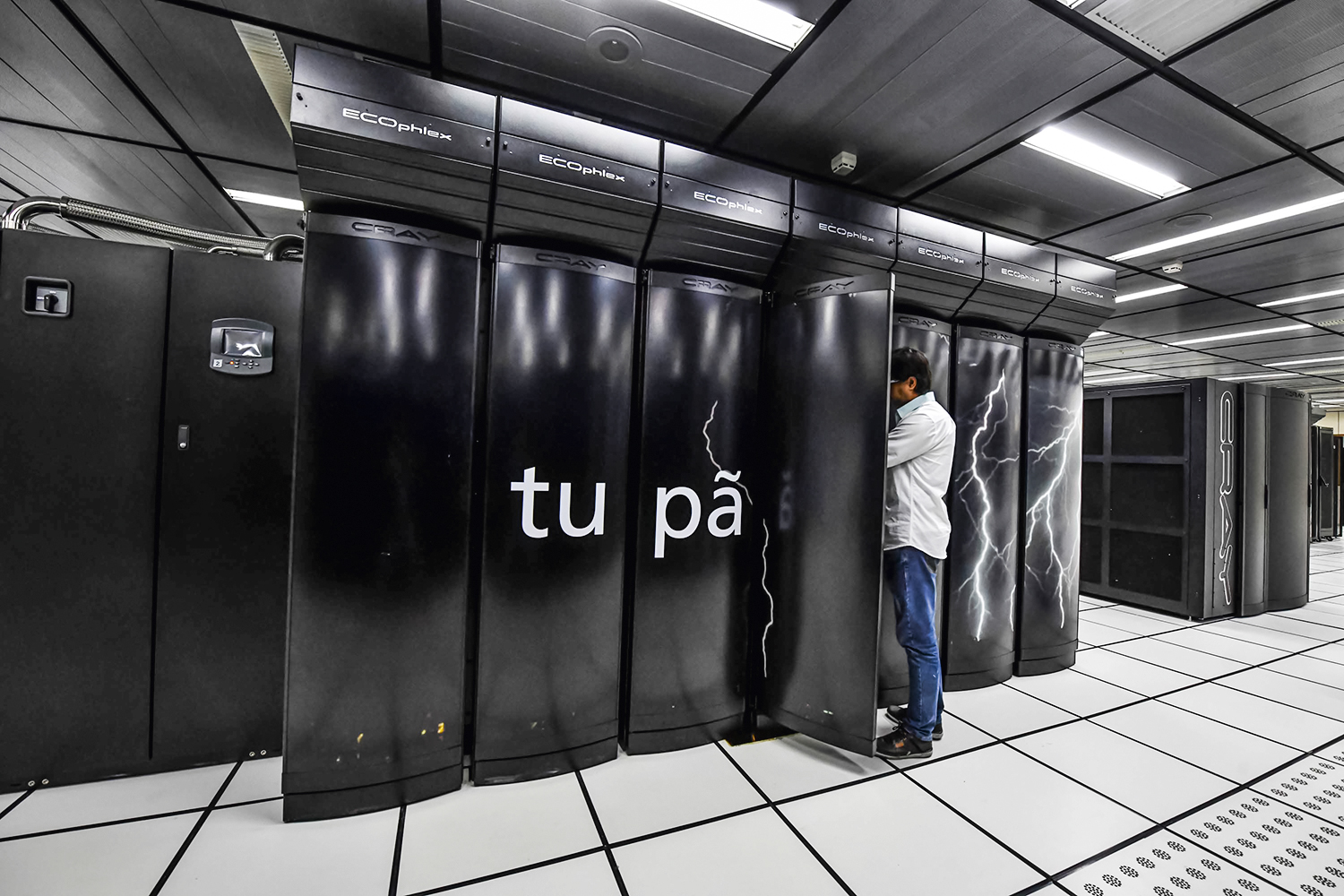 OFF AIR - Tupã Supercomputer: The device has been turned off to reduce the cost of electricity -