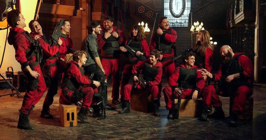The creator of La Casa de Papel explains that the success of the series is up to the characters - Metro World News Brasil