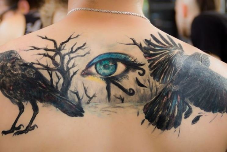 The European Union bans the use of color inks in tattoos and claims public health risks - Rádio Itatiaia
