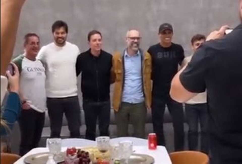 Minister and veteran Rivaldo finds Alan Dos Santos fleeing the United States