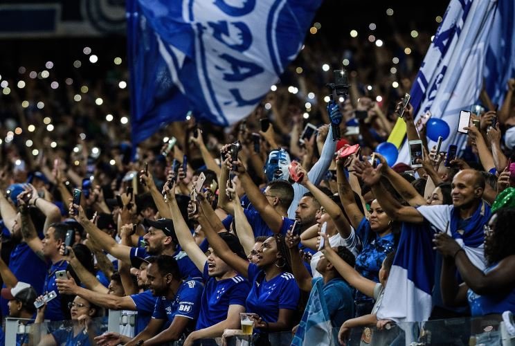 Cruzeiro doubles the number of members and invests another 5 million Brazilian riyals in the football division - Rádio Itatiaia