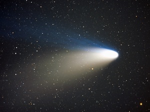 Comet Hale-Bopp Picture - Getty Images - Getty Images