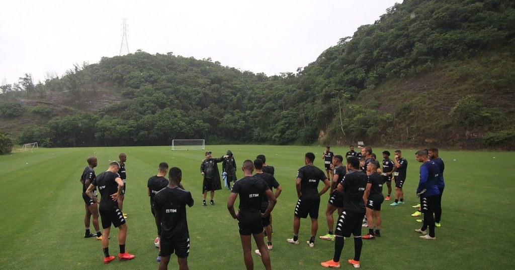 Botafogo retains a base from last season's team to start the Carioca Championship