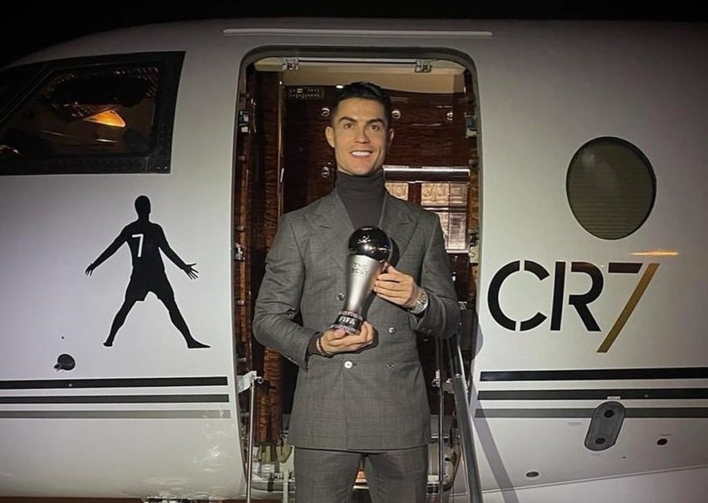 Cristiano Ronaldo's plane costs 120 million Brazilian riyals and is practically a luxury suite with wings |  exercise