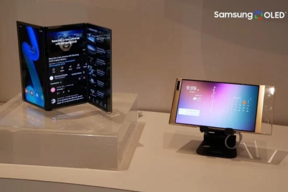 Samsung unveils new foldable screen concepts at CES 2022