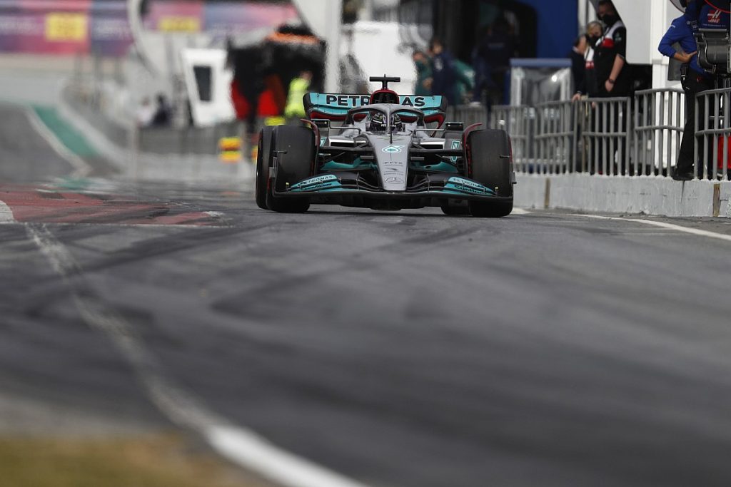 Hamilton beats Russell to be fastest in Spain tests