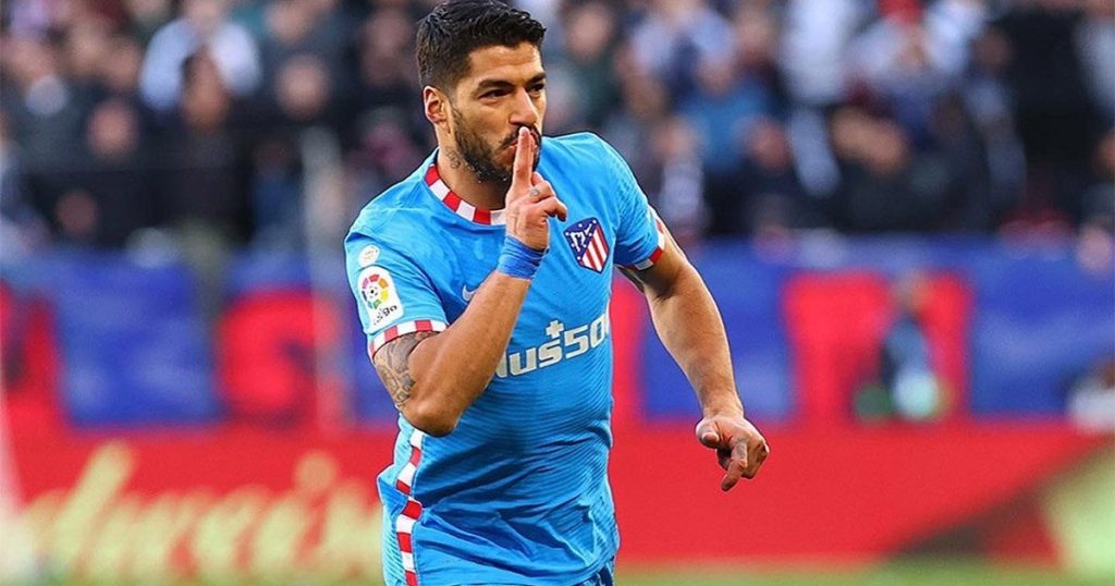 John Textor denies conversations Luis Suarez had at Botafogo: 'It's not true, but it's fun to think about that idea.  Anything can happen!