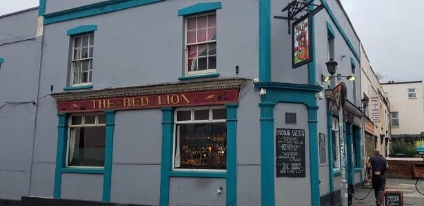 The ‘most sensible pub in the UK’ refuses to serve Heineken and many more