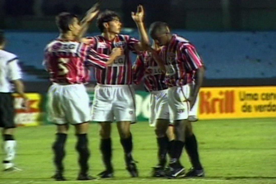 In 2002, Sao Paulo beat Corinthians 2-1 in the Copa del Rey, but was eliminated