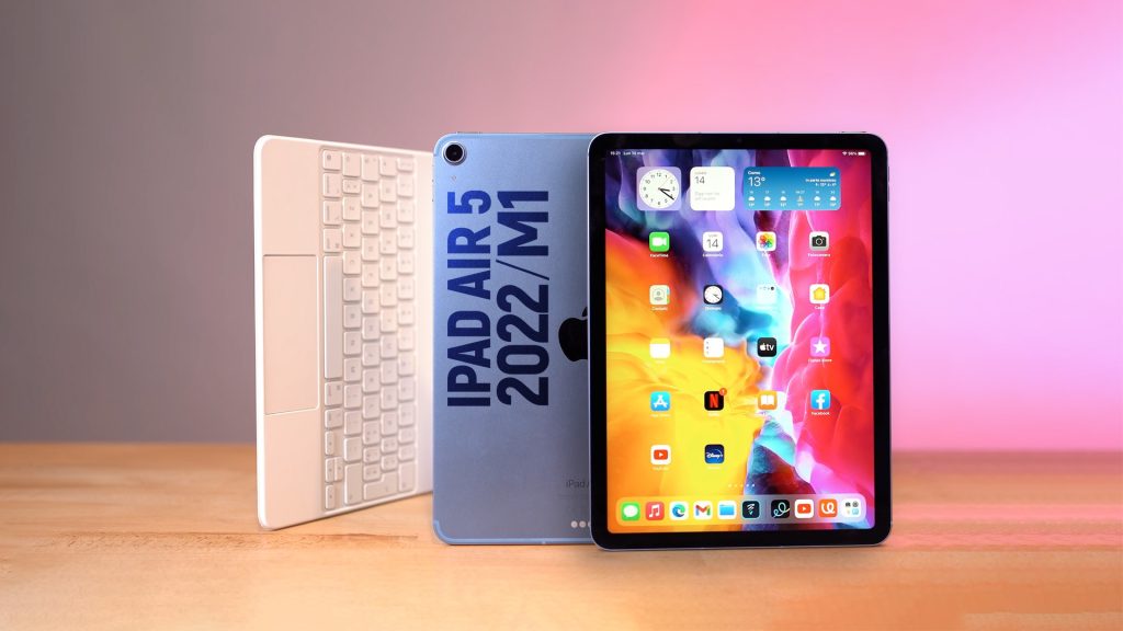 iPad Air 5 (2022): M1 chip arrives as Apple's mid-range tablet |  hands-on video