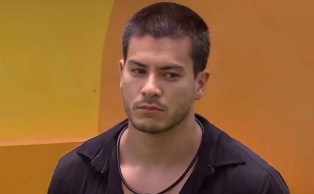 BBB 22: Arthur is upset by Tado Schmidt’s speech and rebuts the presenter: ‘We don’t have much of a difference’