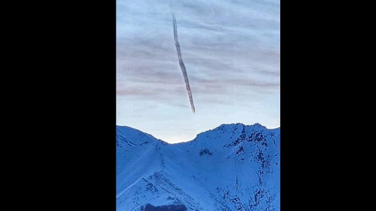 Plane crash?  attacks?  meteor?  A phenomenon in the sky of Alaska became viral - 04/12/2022