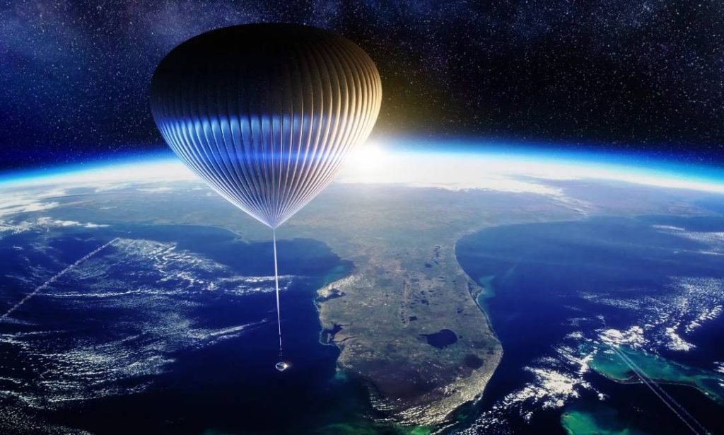 See photos of the cabin that will be taken by balloon to the Earth’s stratosphere