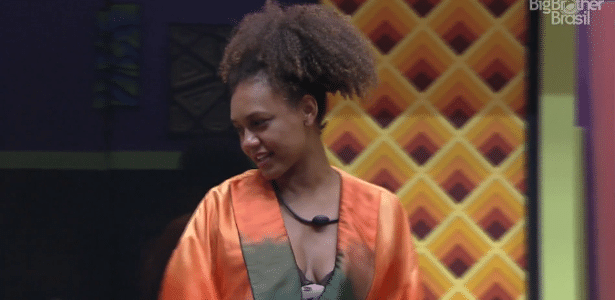 Jesse explains why she doesn't only sing to two housemates