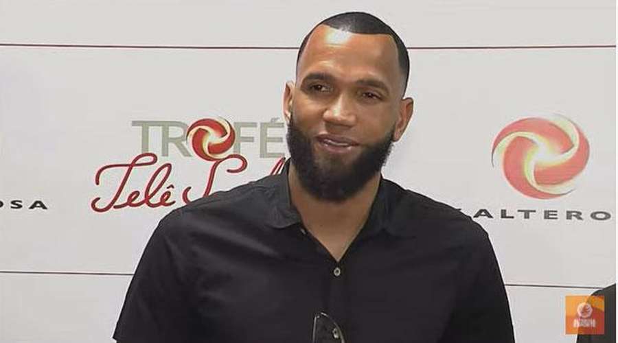 Iverson, goalkeeper Atl