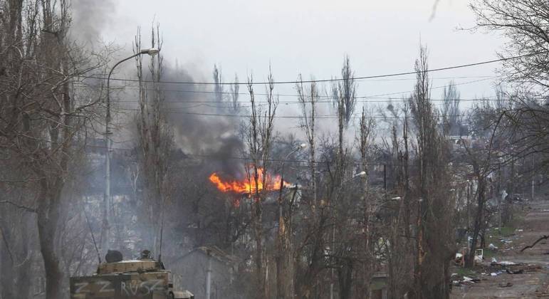 Ukraine’s richest man pledges to rebuild Mariupol