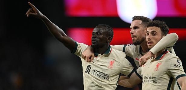 Mane scores, Liverpool turns against Aston Villa and puts pressure on City