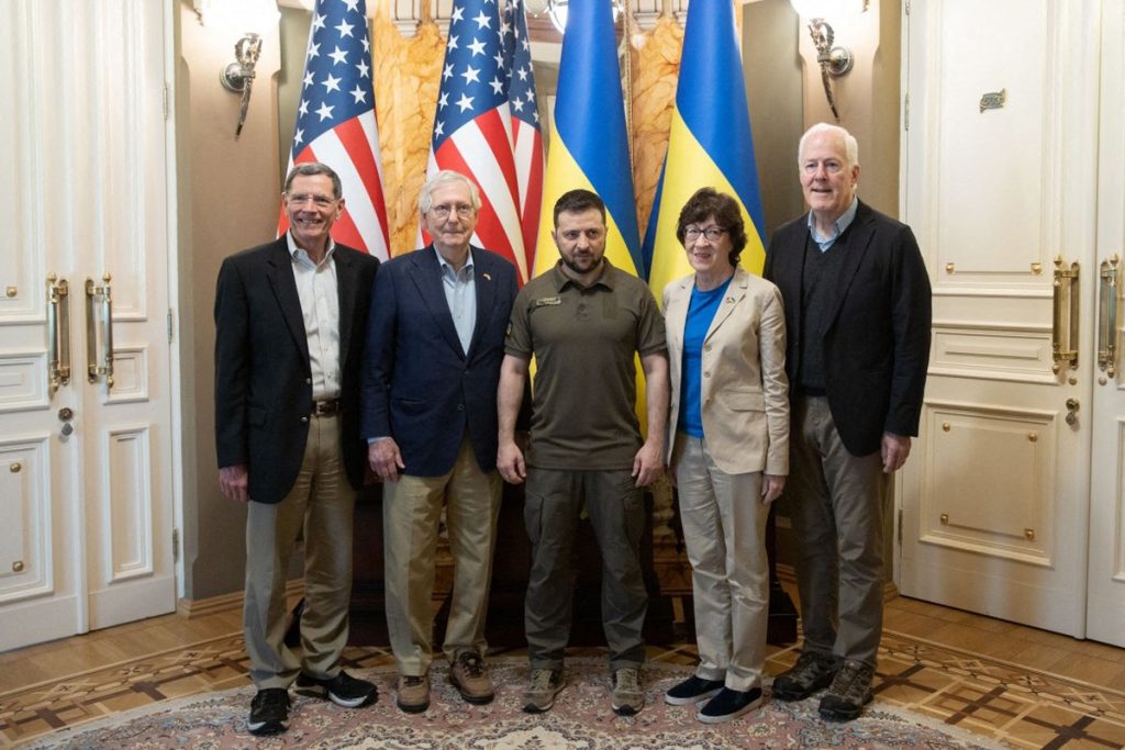 Volodymyr Zelensky's meeting with US lawmakers in Kyiv |  Ukraine and Russia