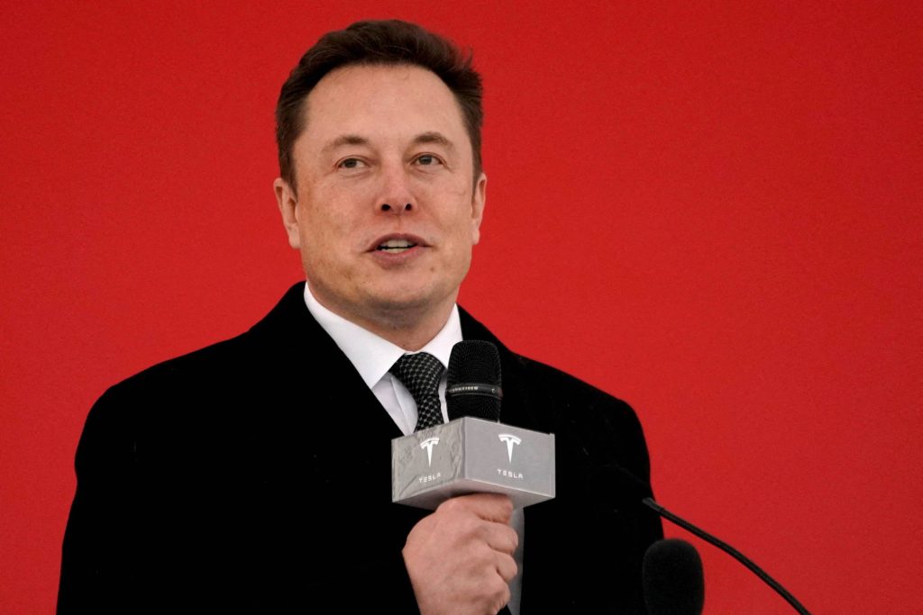 Elon Musk gives an ultimatum to personal work at Tesla - 01/06/2022 - Mercado