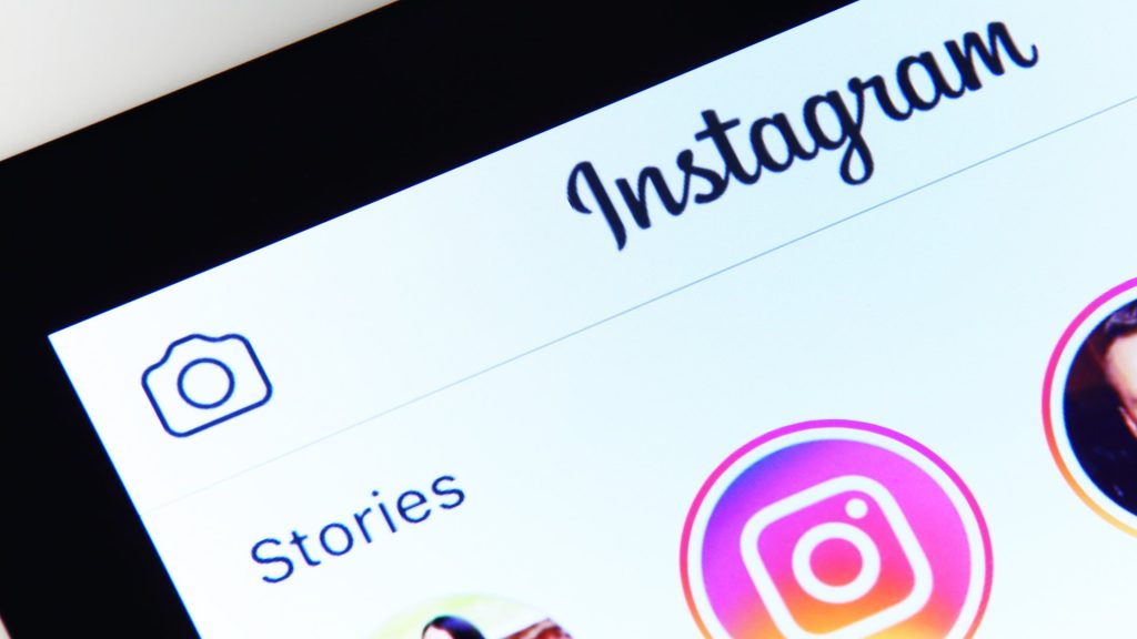 Instagram has a bug and it's repeating stories too many times
