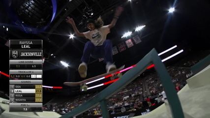 Rayssa Leal scores 7.6 on the last stunt, beats Oda and wins the Skate Street World League